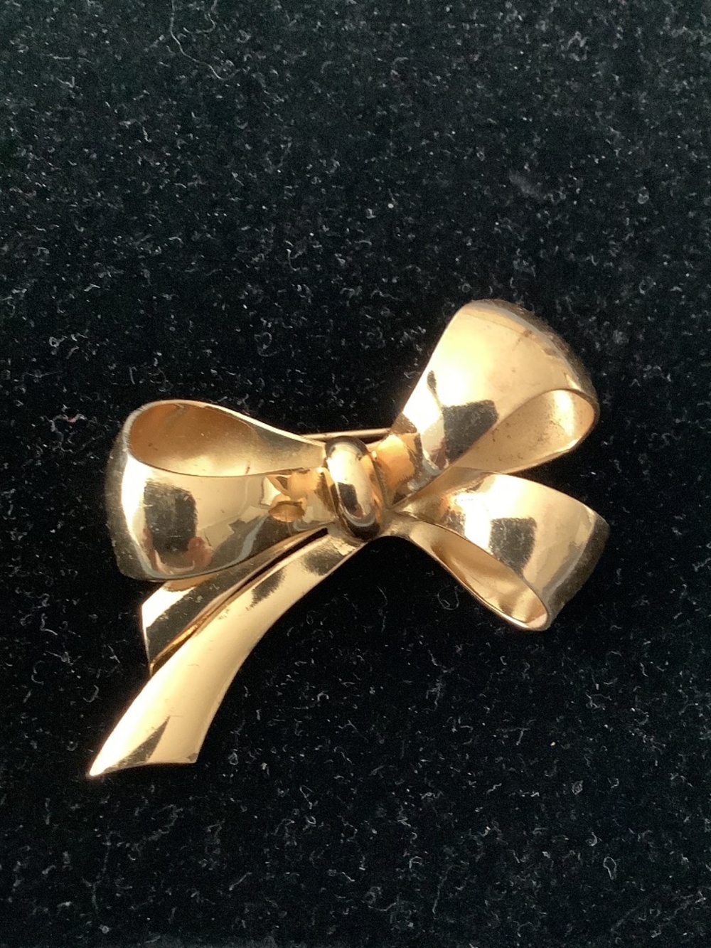 Coro Goldtone Bow Brooch
